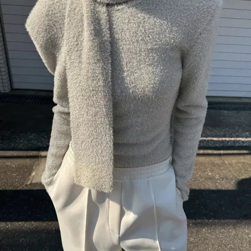 [BUNJANG] Dragon Blues Metallic Silver Beige Pullover / 드래곤블루스 머플러 셋 메탈릭 풀오버 - 실버베이지