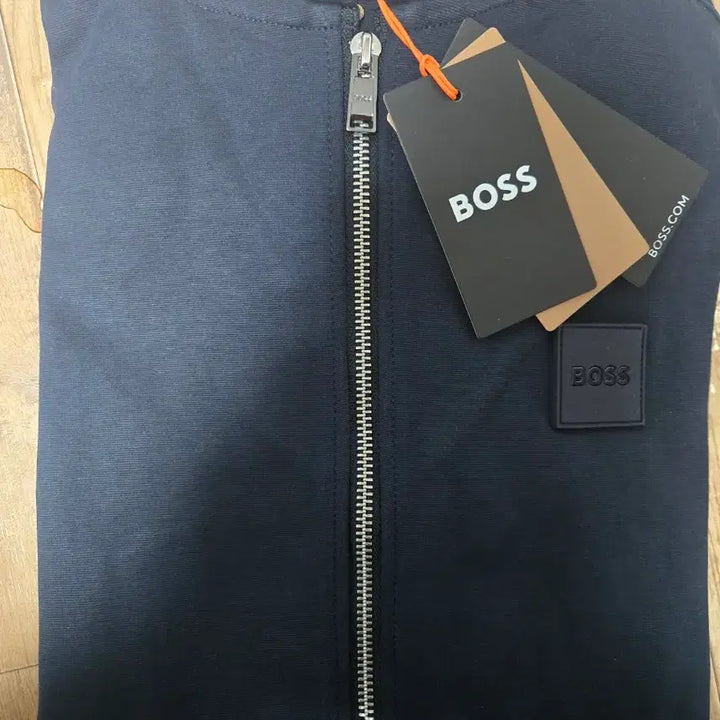 [BUNJANG] Hugo Boss Navy Hooded Zip-Up L (105) / 휴고BOSS 보스  네이비 후드 집업 L (105)