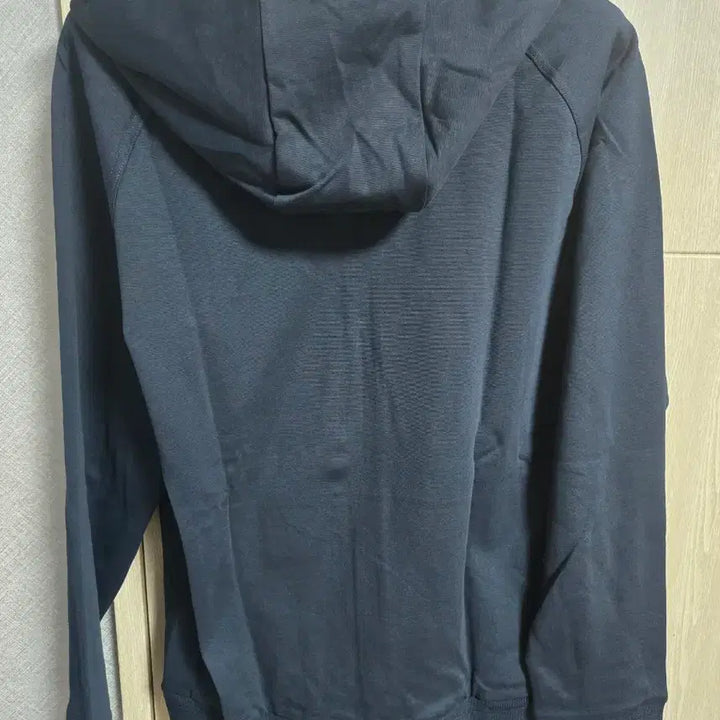 [BUNJANG] Hugo Boss Navy Hooded Zip-Up L (105) / 휴고BOSS 보스  네이비 후드 집업 L (105)