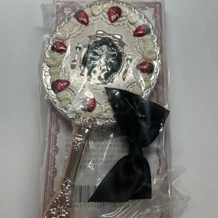 [BUNJANG] Flower Knows Strawberry Cupid Mirror 02 Milk Shake / 플라워노즈 스트로베리 큐피드 거울 02 밀크 쉐이크