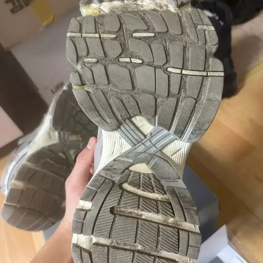 [BUNJANG] Balenciaga Stapler Full Package / 발렌시아가 스테이플러 풀박 43