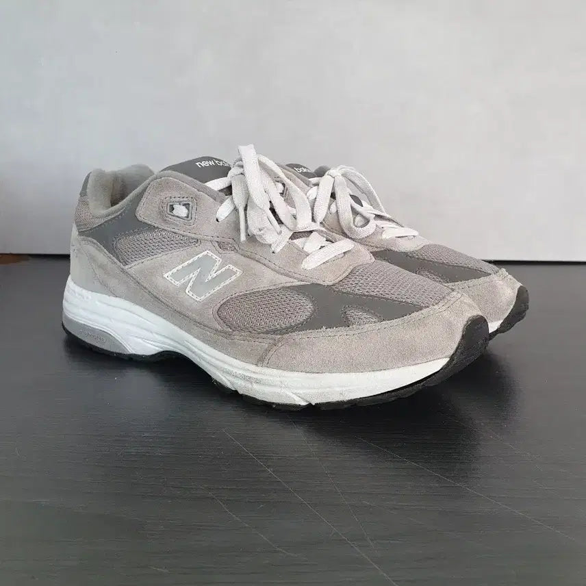 [BUNJANG] New Balance 993 Gray Sneakers (250) / 뉴발란스 993 그레이 (250)