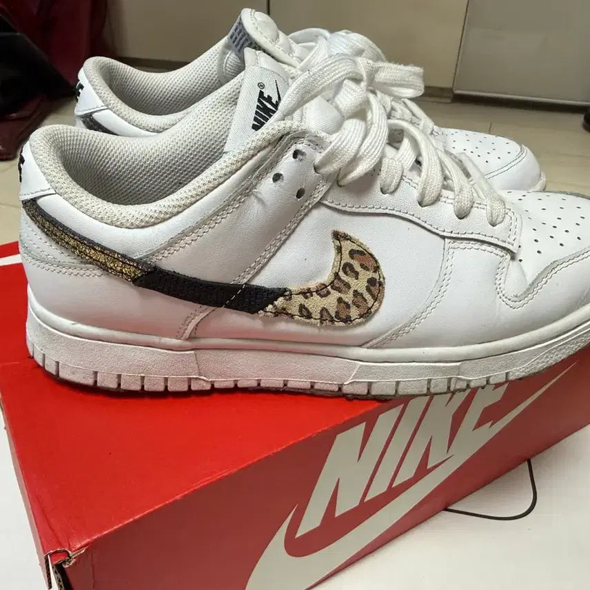 [BUNJANG] Nike Dunk Low Leopard White Sneakers / 250 나이키 덩크 로우 레오파드 화이트