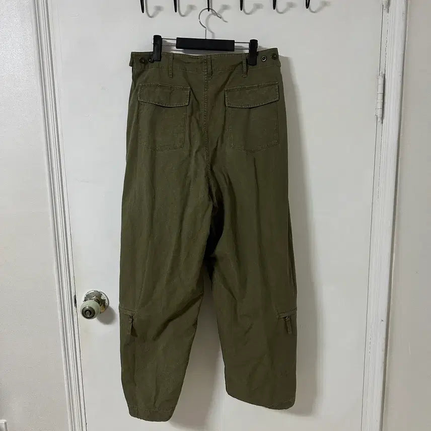[SOLD OUT] L (30-32) 에스파이 헬리크루 팬츠 올리브