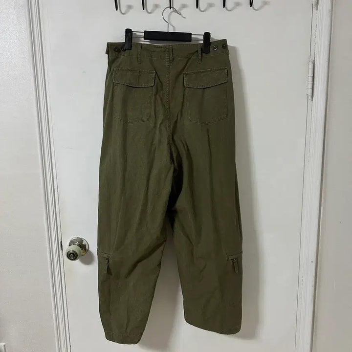 [SOLD OUT] L (30-32) 에스파이 헬리크루 팬츠 올리브