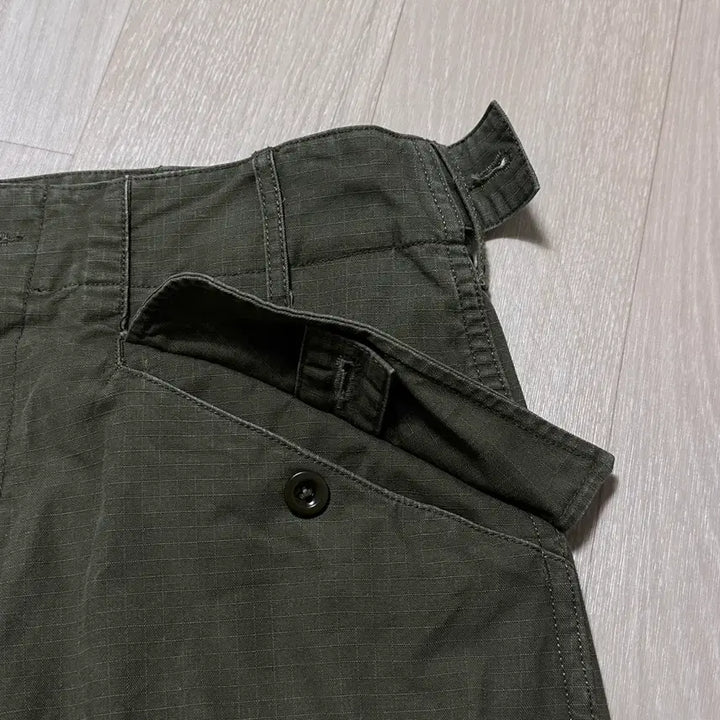 [SOLD OUT] L (30-32) 에스파이 헬리크루 팬츠 올리브