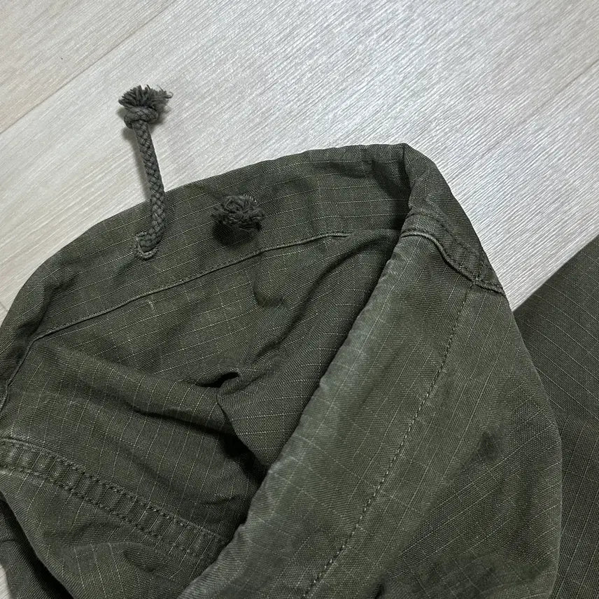 [SOLD OUT] L (30-32) 에스파이 헬리크루 팬츠 올리브