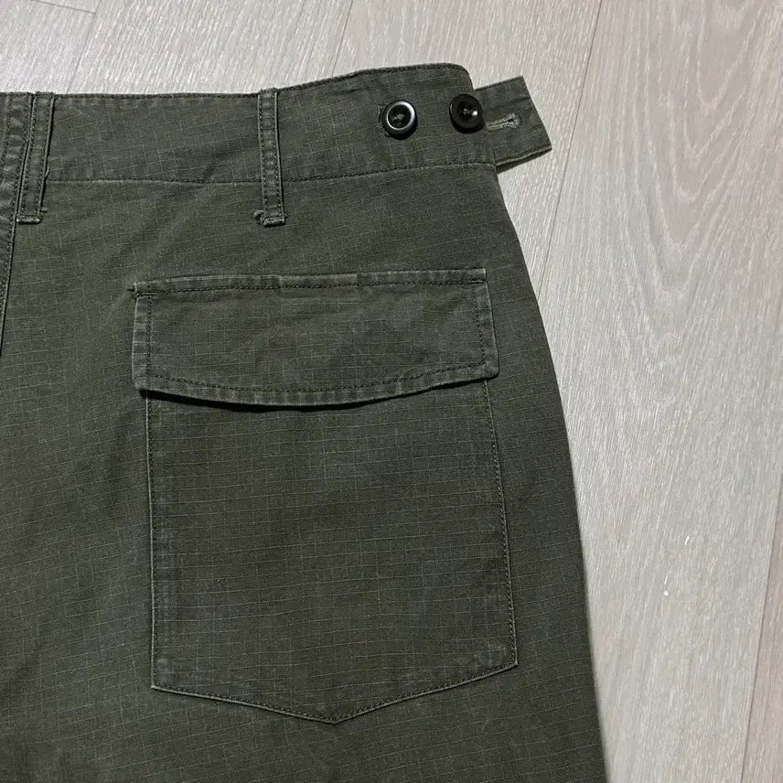 [SOLD OUT] L (30-32) 에스파이 헬리크루 팬츠 올리브