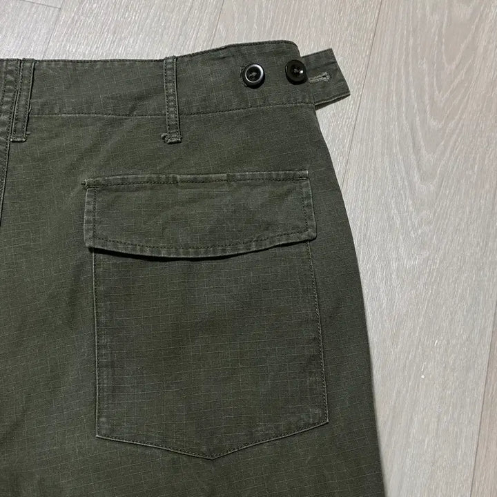 [SOLD OUT] L (30-32) 에스파이 헬리크루 팬츠 올리브
