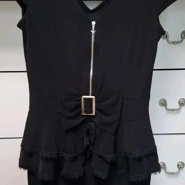 [BUNJANG] Black Ribbon Belt Mini Dress (Size 77) / 77사이즈 키작으신분 추천드립니다 블랙 리본 벨트 미니 원피스