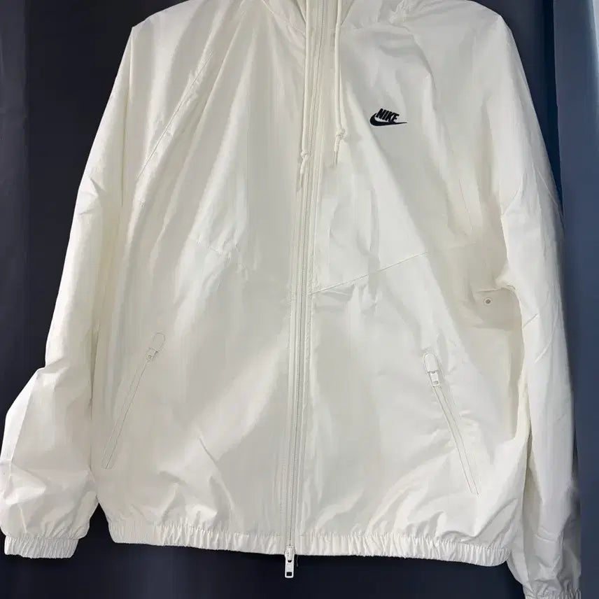 [BUNJANG] Nike White Windbreaker Jacket / 나이키 화이트 바람막이 자켓