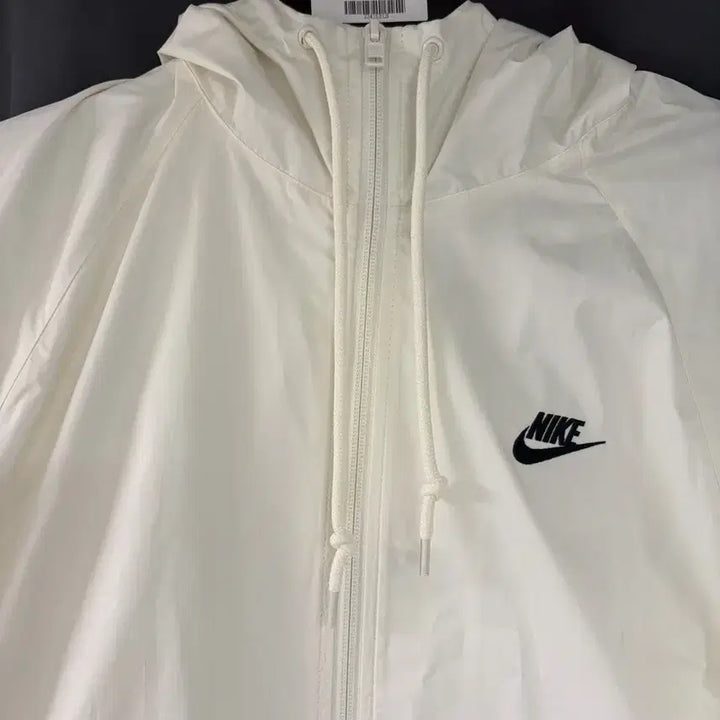 [BUNJANG] Nike White Windbreaker Jacket / 나이키 화이트 바람막이 자켓