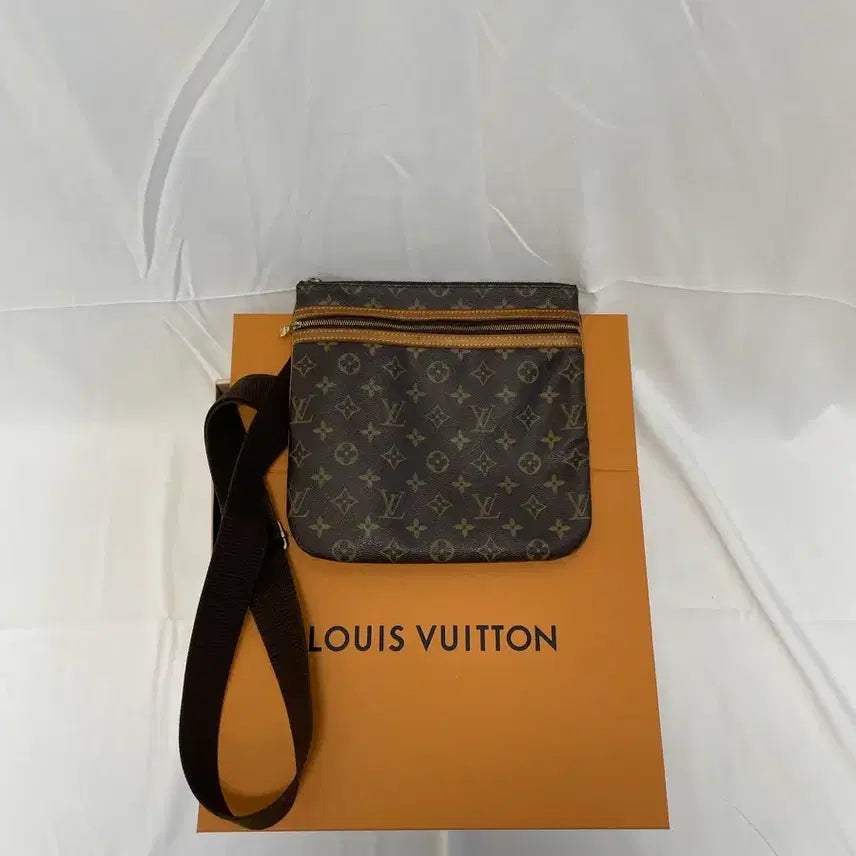 [BUNJANG] Louis Vuitton Monogram Bosphore Messenger Bag [OS] / 루이비통 모노그램 보스포어 크로스백 메신저 [os]