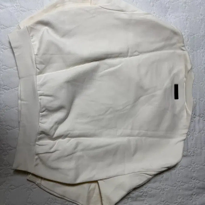 [BUNJANG] Fear of God Essentials Crewneck Cloud Dancer - 23FW / [M] 피오갓 에센셜 크루넥 클라우드 댄서 - 23FW