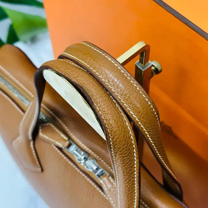 [BUNJANG] Hermès Victoria Light Camel Gold Handbag / 에르메스 빅토리아 라이트 카멜골드