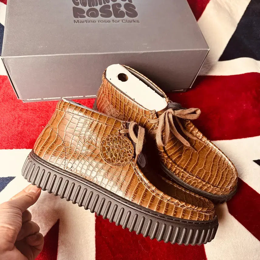 [BUNJANG] Clarks x Martine Rose Torhill Hi Brown Croc Leather Mid Boots / 클락스x마틴로즈/브라운 컬러 토힐 미들부츠/UK10사이즈 판매합니다.