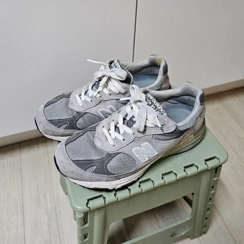 [BUNJANG] New Balance 993 Gray Sneakers / 뉴발란스 993 그레이 260