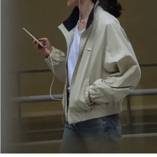 [BUNJANG] TILLIDIE High Neck Bomber Jacket Beige / TILLIDIE  틸아이다이 하이넥 봄버 자켓 베이지