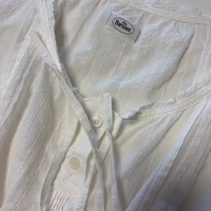 [BUNJANG] The Barnett Sud Pleated Blouse / 더바넷 수드 플레티브 블라우스