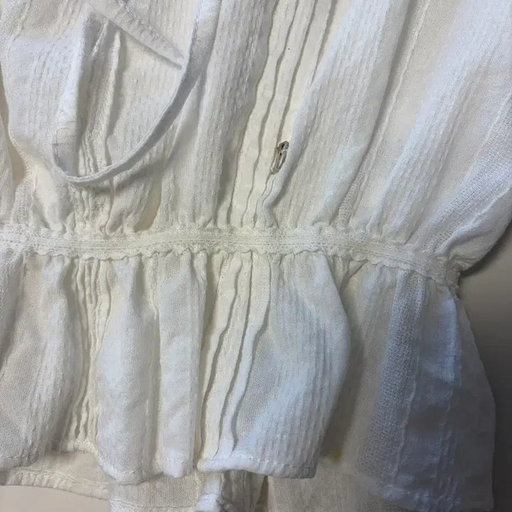 [BUNJANG] The Barnett Sud Pleated Blouse / 더바넷 수드 플레티브 블라우스