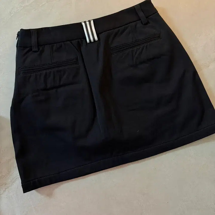 [BUNJANG] Adidas Skirt / 아디다스치마 스코트