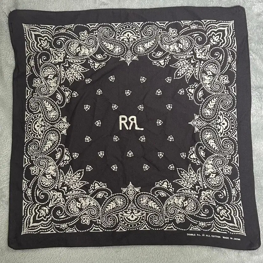 [SOLD OUT] RRL 페이즐리 반다나 스카프(블랙)