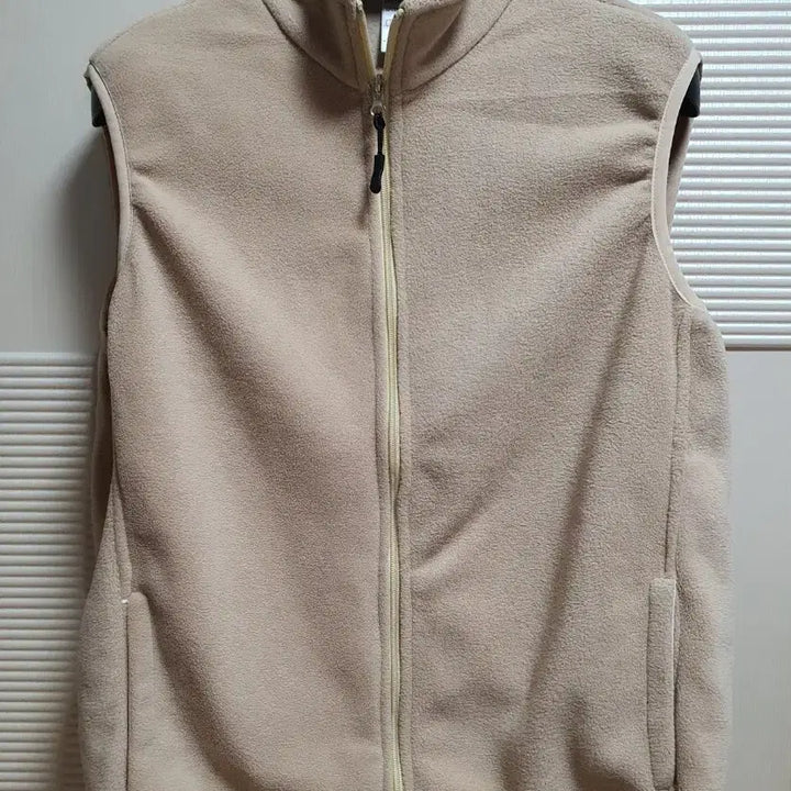 [BUNJANG] Men's Zip-up Vest / 남성집업조끼