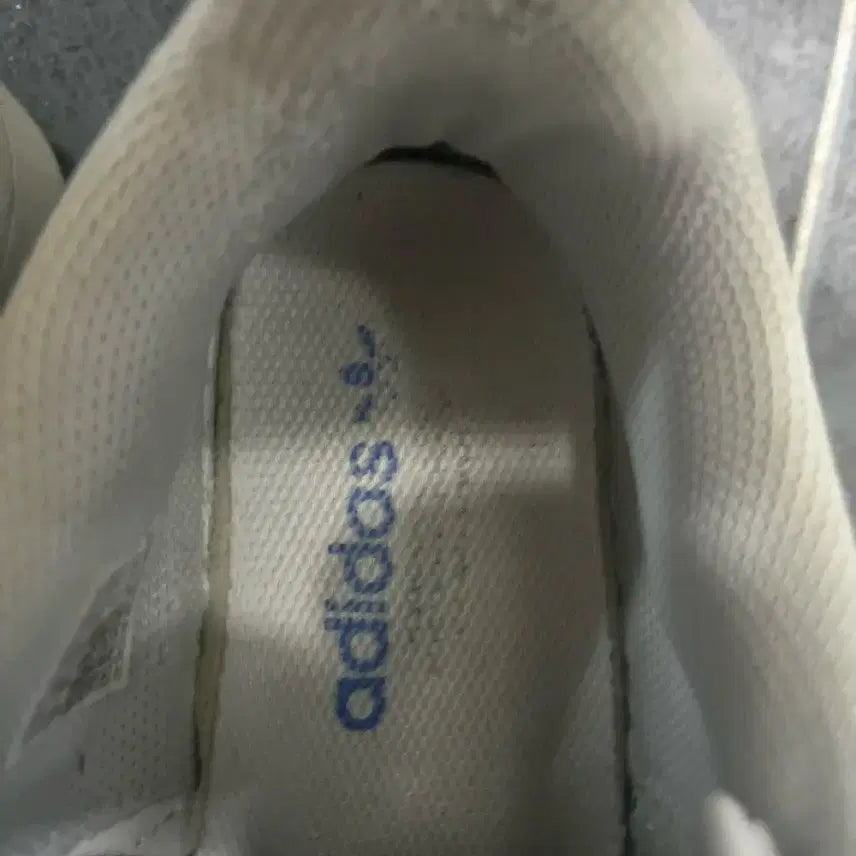[SOLD OUT] 아디다스 슈퍼스타 흰파 운동화