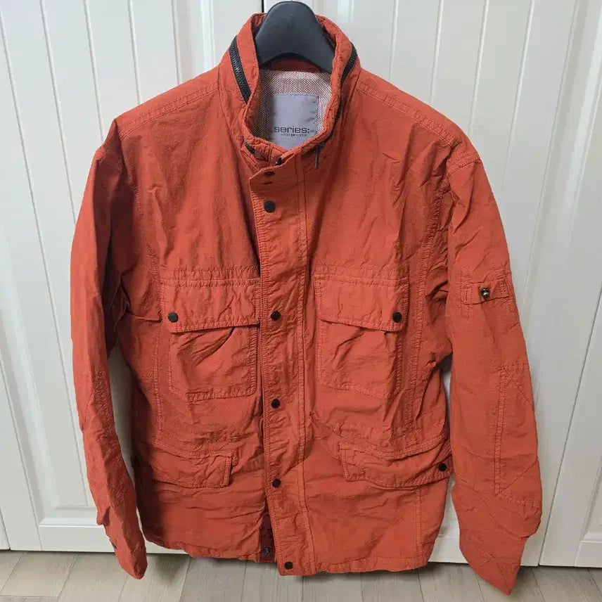 [BUNJANG] Series Orange Windbreaker Jacket / 시리즈series  바람막이 오렌지 100