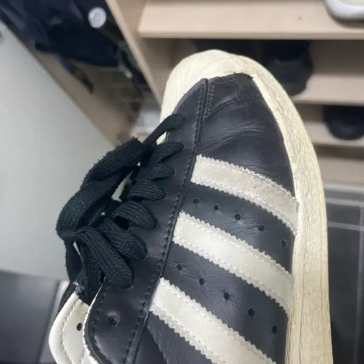 [SOLD OUT] 아디다스 슈퍼스타 블랙크림