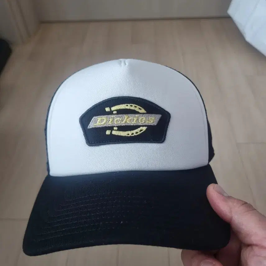 [SOLD OUT] 디키즈 메쉬 트러커 모자