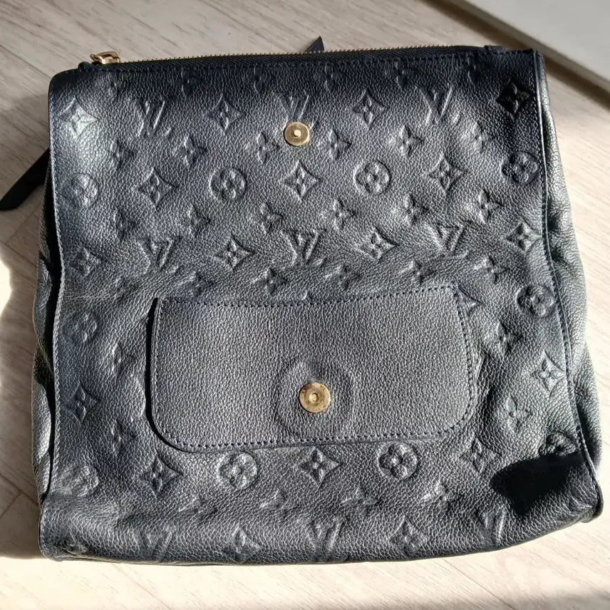 [BUNJANG] Louis Vuitton Monogram Empreinte Leather Clutch Bag / 루이비통 앙프렝뜨 클러치 백