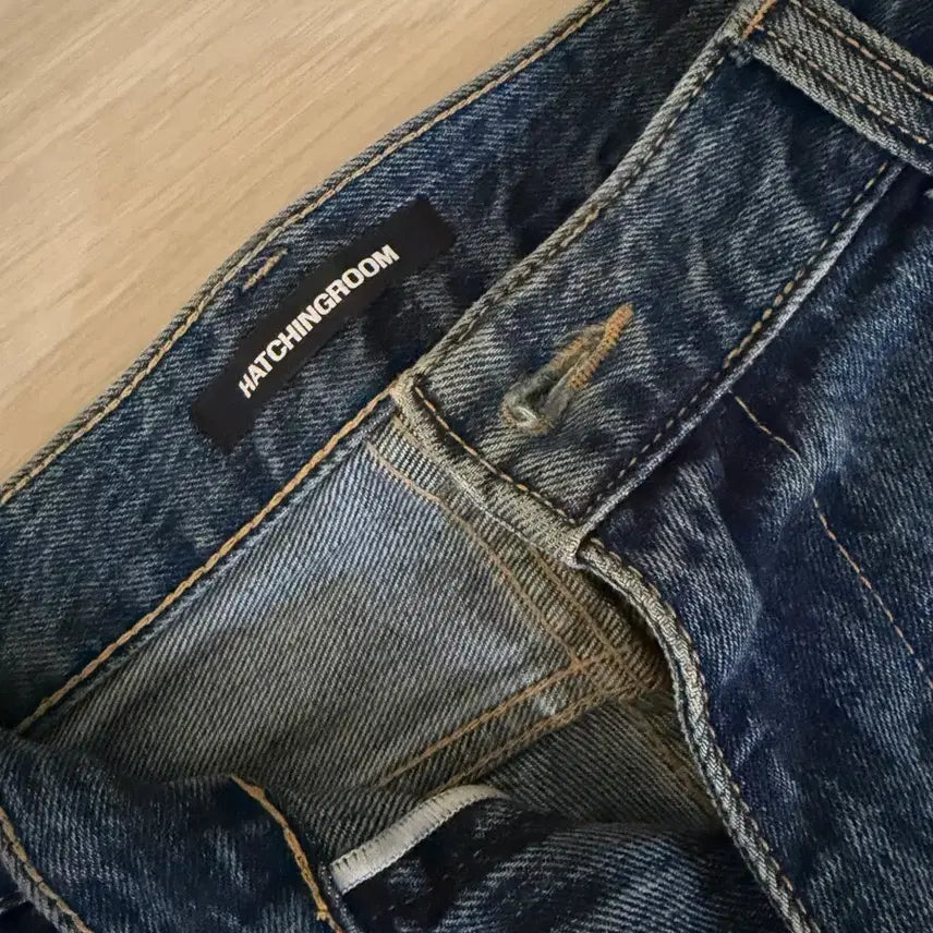 [BUNJANG] Hatching Room Wide Curved Jeans / 해칭룸 와이드 커브드진