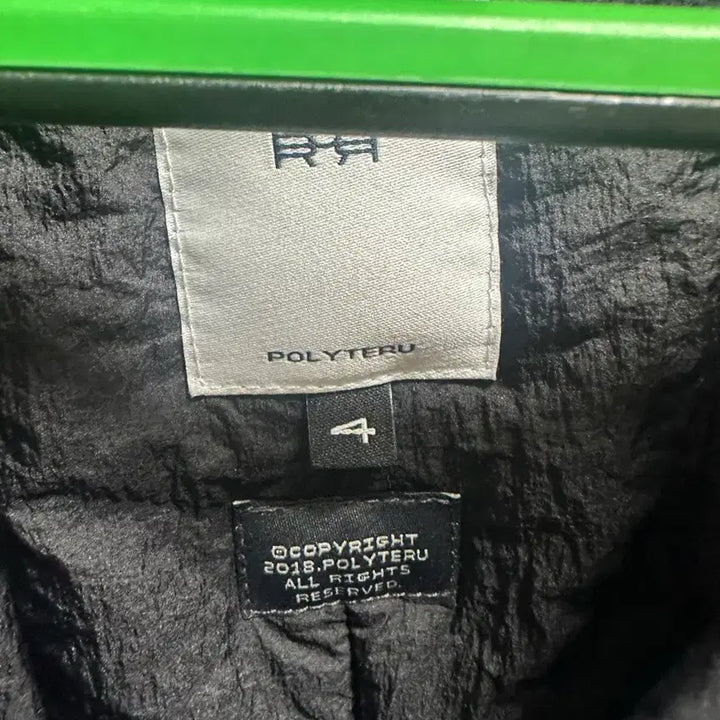 [BUNJANG] Polilteru Padded Vest Black Ink 4 / 폴리테루 베스트 블랙잉크 4