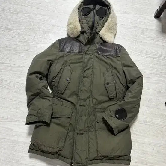 [BUNJANG] CP Company Padded Jacket 95 / 정품 Cp컴퍼니 패딩 95. 가단55 길이80
