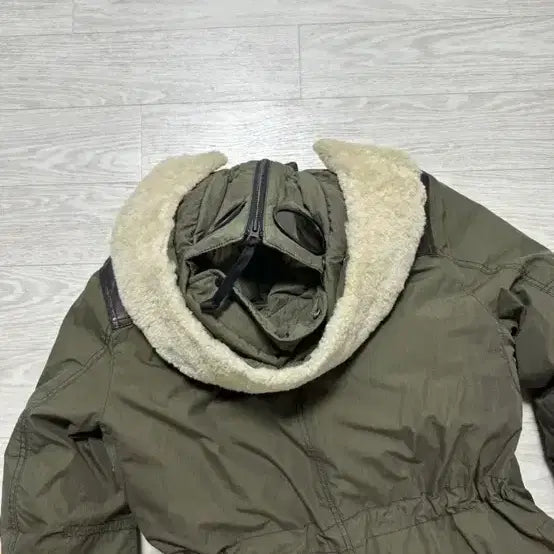 [BUNJANG] CP Company Padded Jacket 95 / 정품 Cp컴퍼니 패딩 95. 가단55 길이80