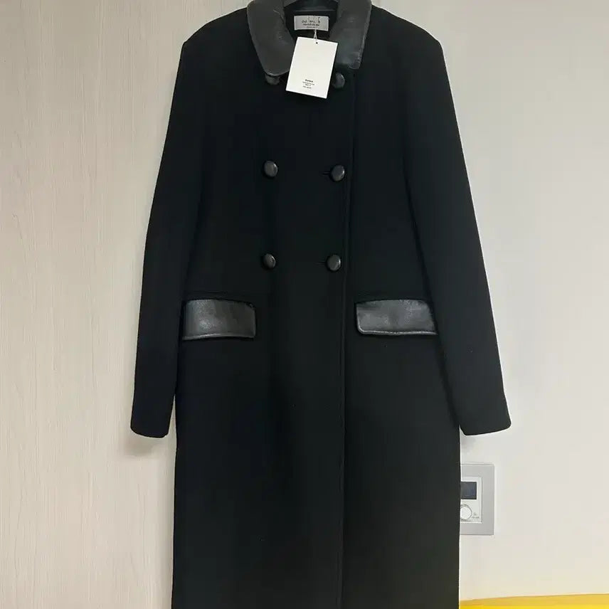 [BUNJANG] WEE LALA Double Button Coat Black M / 위라라 Double Bouton Coat 블랙 M사이즈 판매
