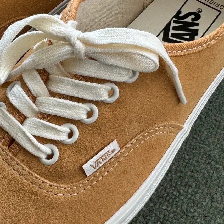 [BUNJANG] Vans Authentic OG LX Suede Yellow Sneakers / 반스 어센틱 og lx 스웨이드 옐로우 270 새것