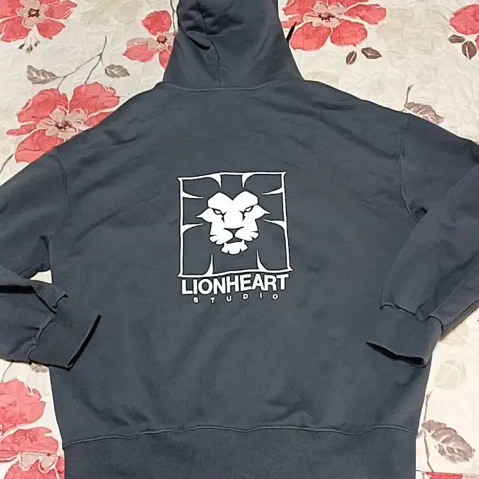 [BUNJANG] LIONHEART STUDIO Oversized Hoodie Zip-up XL / 라이온하트 스튜디오 오버핏후드집업 XL 가슴64 기장73