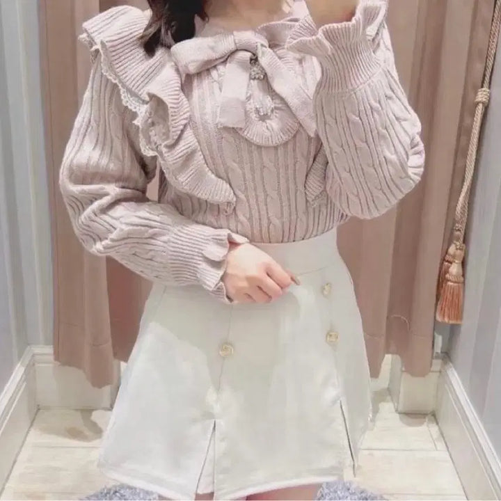 [BUNJANG] Evelyn Lace Trim Knit Top / 에블린 evelyn 프릴 리본 레이스 니트 리즈리사 버블즈 피움