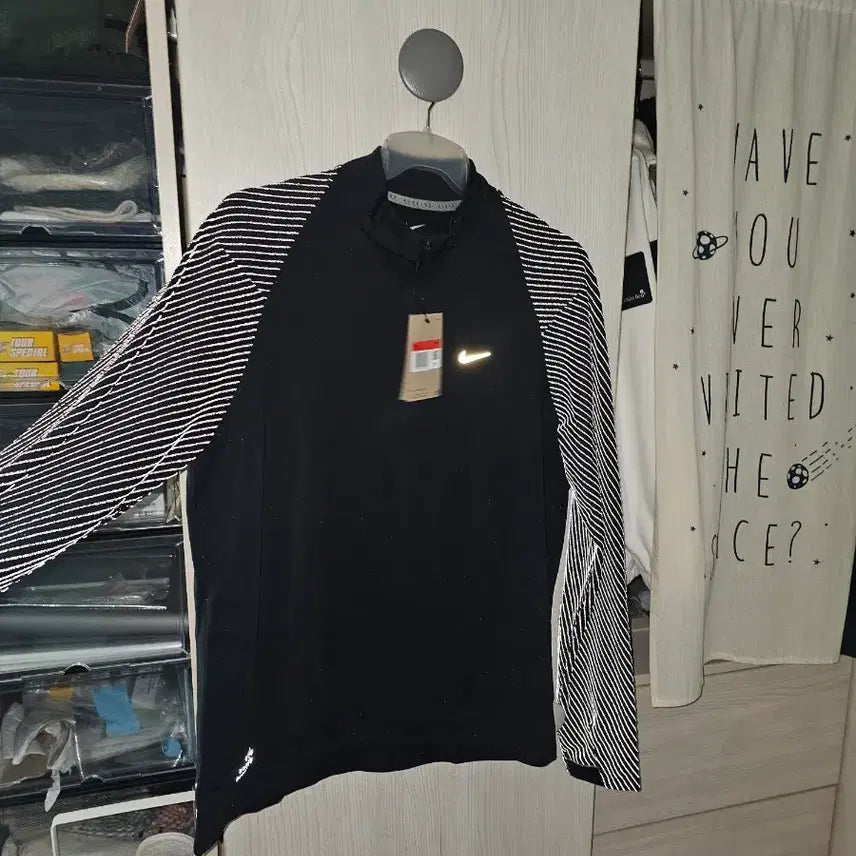 [SOLD OUT] (L XL 2XL) 나이키 엘리먼트 드라이핏 리플렉티브 디비젼 반집업