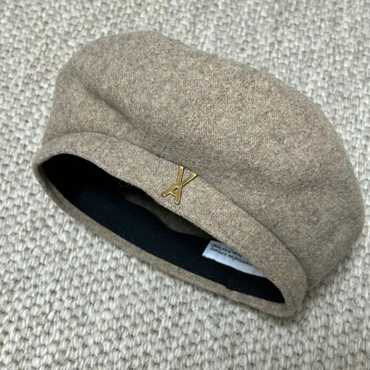 [BUNJANG] Vazal Studio Wool Beret Beige / 바잘 스터드 로고 울 베레모 베이지