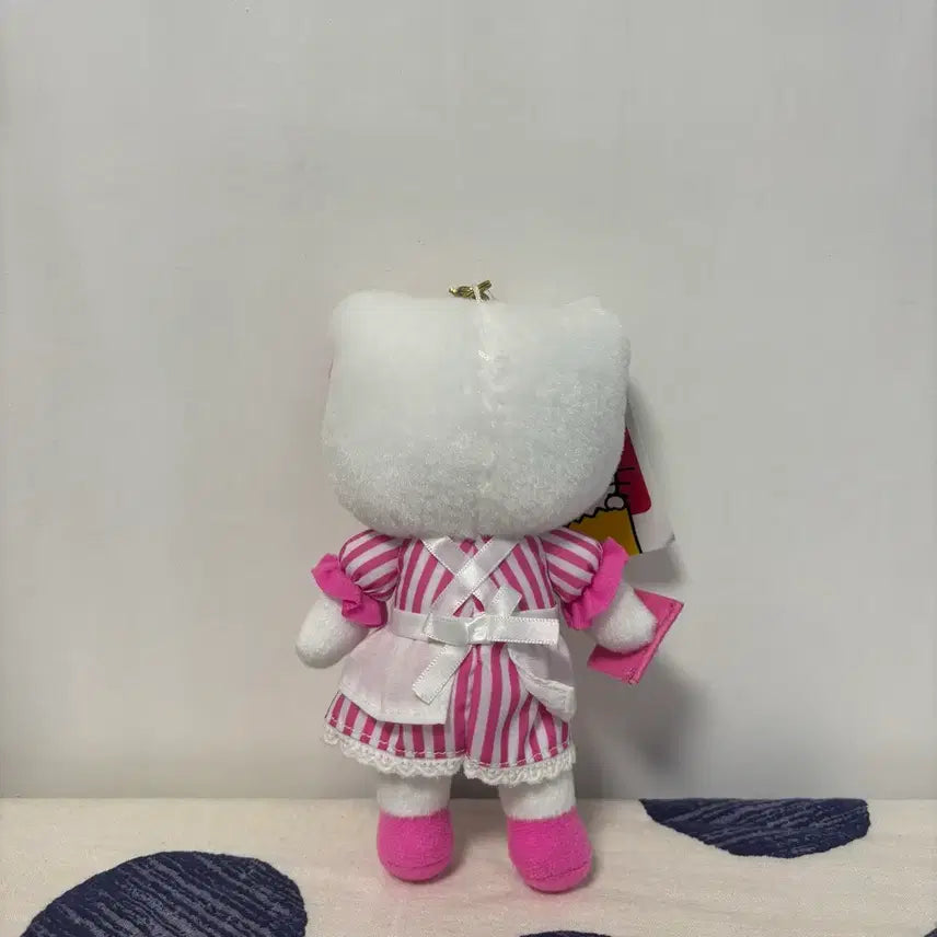 [BUNJANG] Sanrio Tokyo 50th Anniversary Hello Kitty Keyring / 도쿄 50주년 산리오 메이드 키티 인형 키링