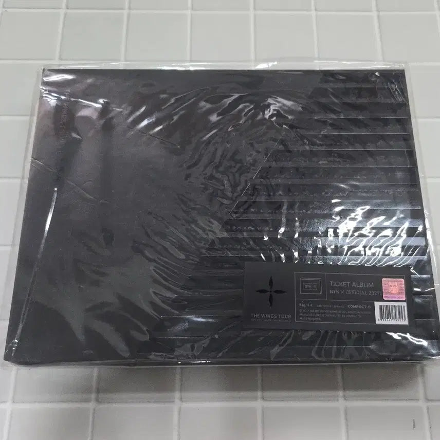 방탄소년단 윙즈 투어 티켓 앨범 포카포함 미개봉 BTS WINGS