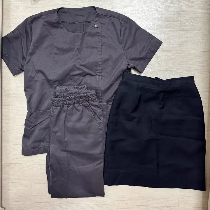 [BUNJANG] Medical Uniform Bundle Set / 병원유니폼 새제품포함 10개 일괄 판매합니다
