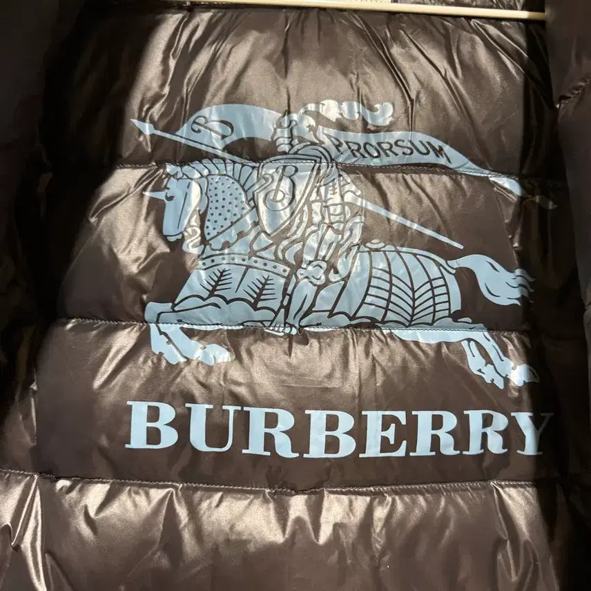 [BUNJANG] Burberry Padded Jacket - Large / 버버리패딩라지