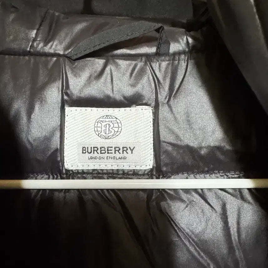 [BUNJANG] Burberry Padded Jacket - Large / 버버리패딩라지