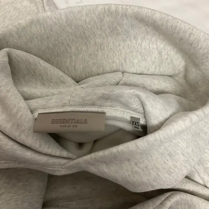 [BUNJANG] Essential Hoodie / 에센셜 후드티 팝니다