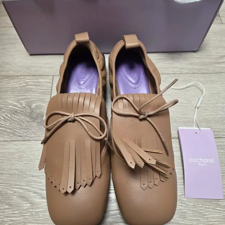 [BUNJANG] Cacharel 22FW Leather Loafers (245) / (새상품) 까사렐 22FW 양가죽 로퍼 (245)