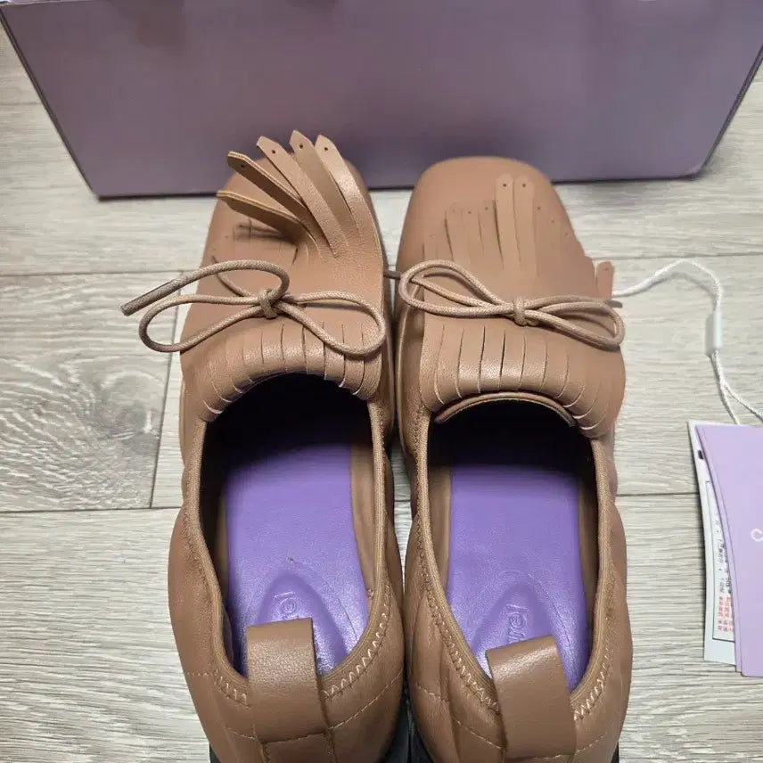 [BUNJANG] Cacharel 22FW Leather Loafers (245) / (새상품) 까사렐 22FW 양가죽 로퍼 (245)